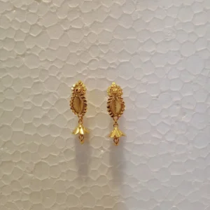 Fashionable Gold Plated Mini Flower Earrings For Women