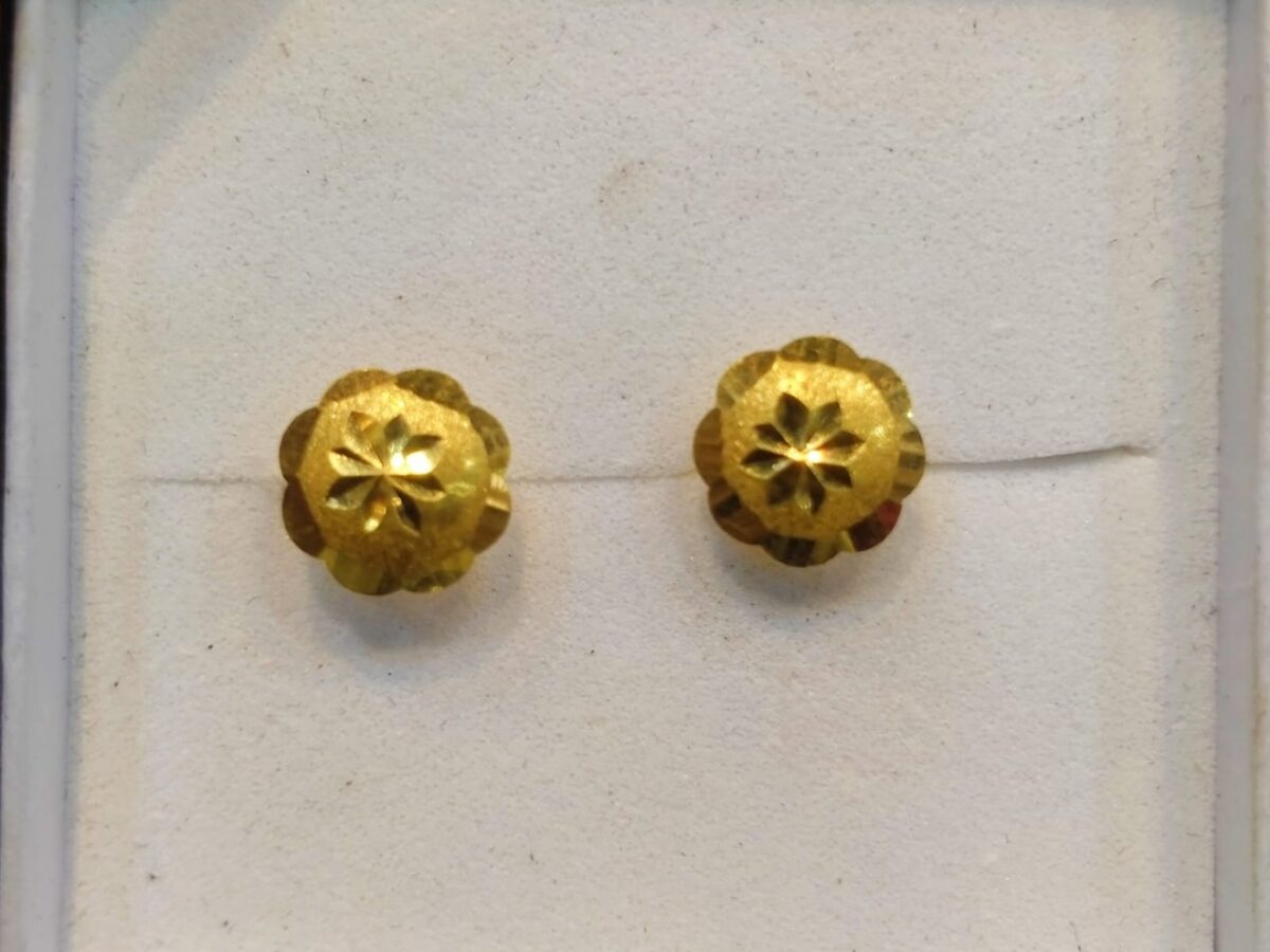 21K Gold Top Flower Earrings – Ana Point Goynar Khoni