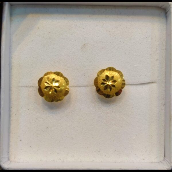 21K Gold Top Flower Earrings – Gold Stud Earrings