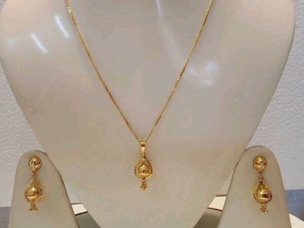 Daily Wear Gold Plated Locket Set for Women