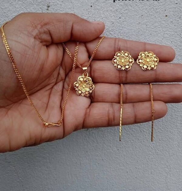 Daily Wear Gold Plated Locket Set for Women