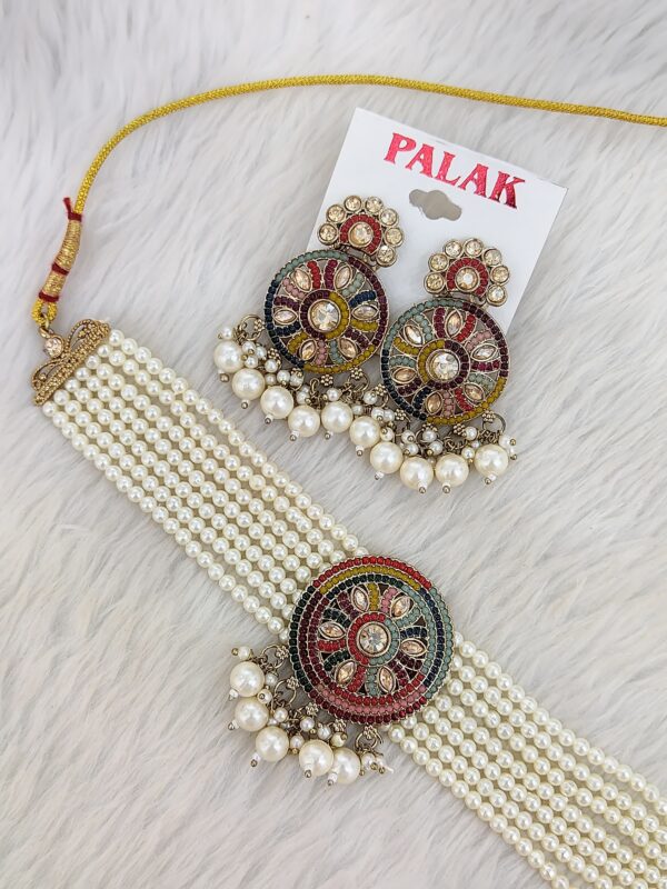 Classic Handmade Jewelry Set with Minimalist Mirror Design