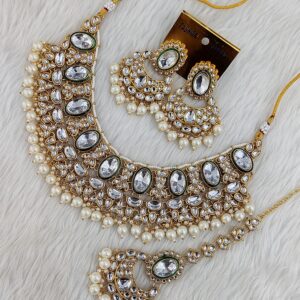 Traditional Kundan & Mirror Work Necklace Set