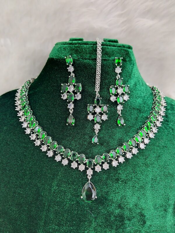 Premium Diamond Cut Necklace & Earrings Set