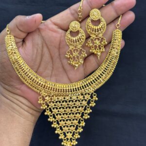 Trendy Forming Choker Set – 1.5 GM Gold Plated Design