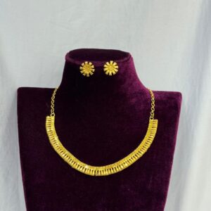 Forming Luxury Designer Gold Plated Jewelry Set for Her