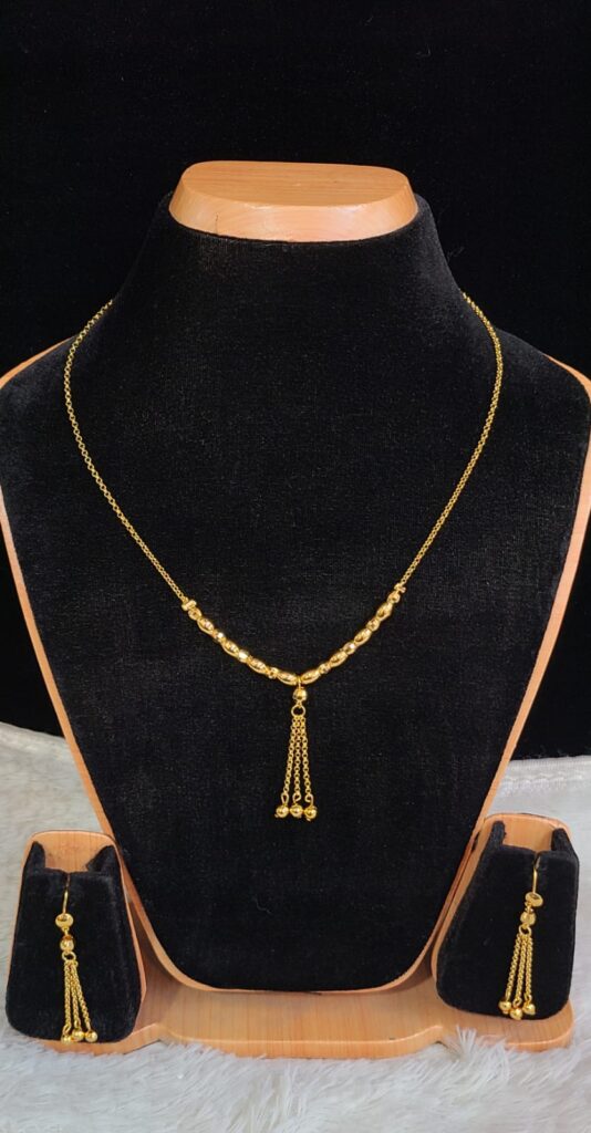 Graceful Gold-Plated Chain & Earrings – Long-Lasting Shine