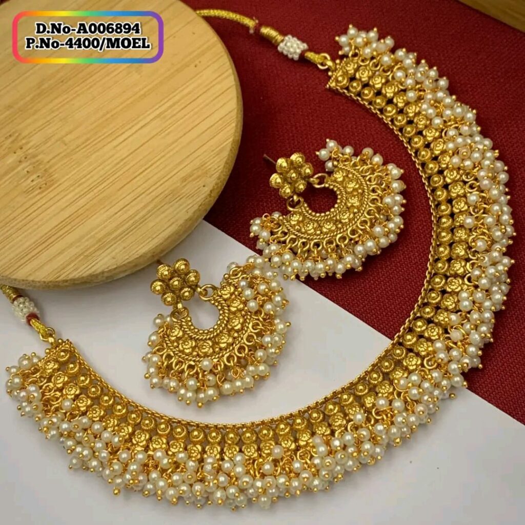 Colors Brand Gajra Necklace – Shine Like Gold