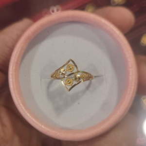 22K Gold Ring with Geometric Floral Design- 2 Ana 5 Point