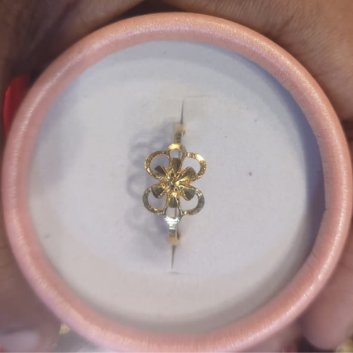 22K Gold Ring with Floral Design - 2 Ana 8 Point
